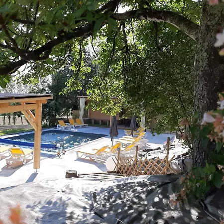 Domaine Laloubin Hébergement de vacances